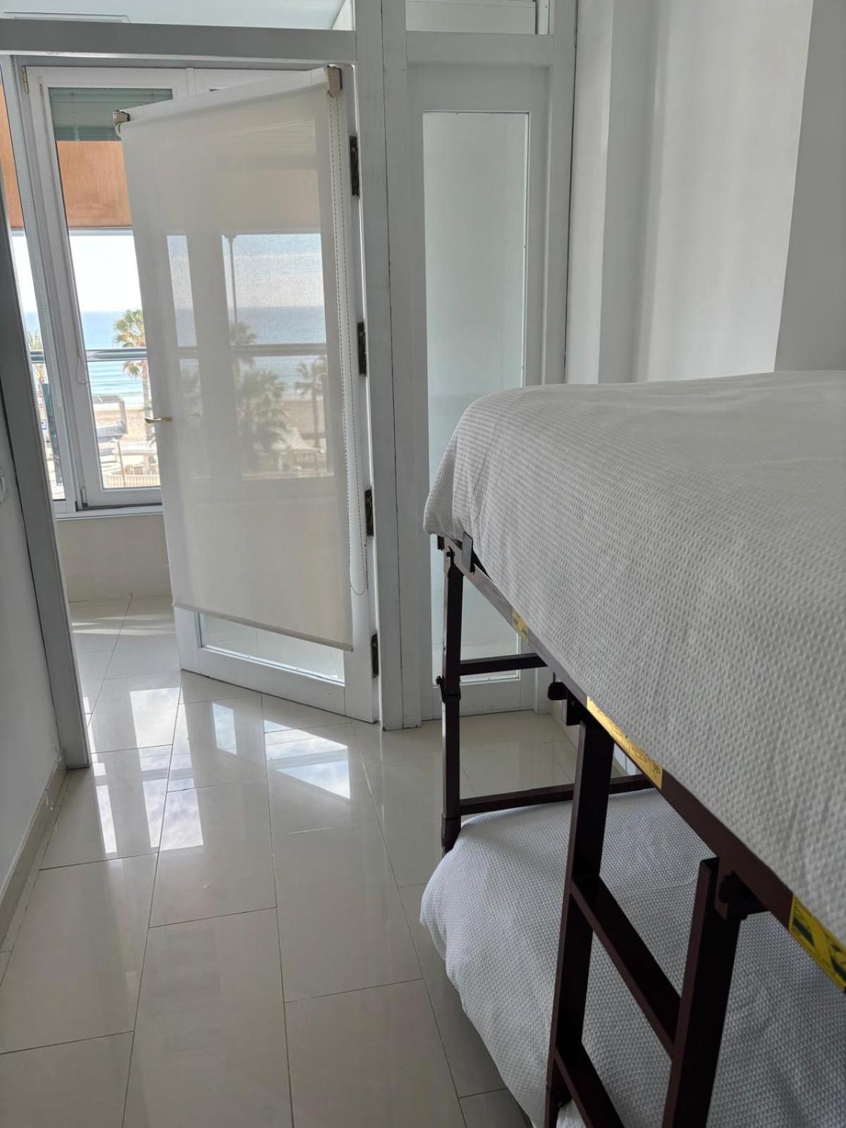 Apartmán 1 Linea Playa San Juan Alicante Exteriér fotografie